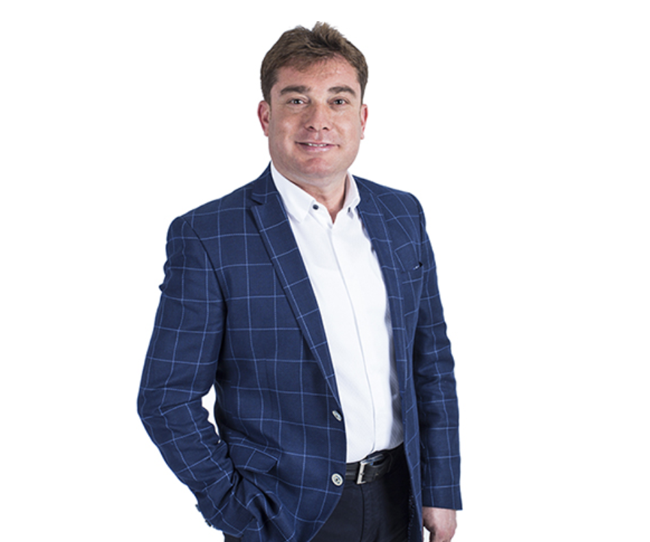 AK Parti Bayındır Belediye Başkan Adayı Uğur Demirezen