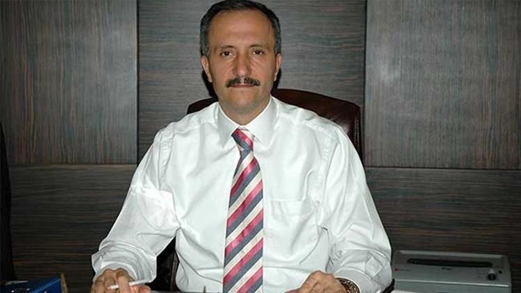 AK Parti Küçükçekmece Belediye Başkan Adayı Aziz Yeniay'a Saldırı