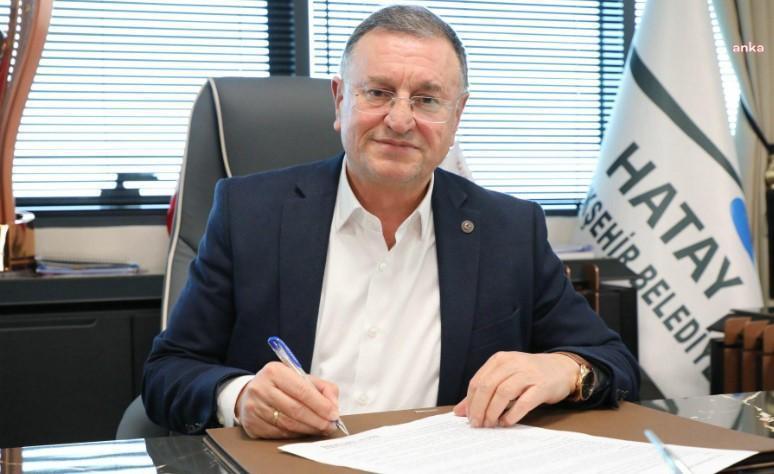 Doç. Dr. Lütfü Savaş Kimdir?