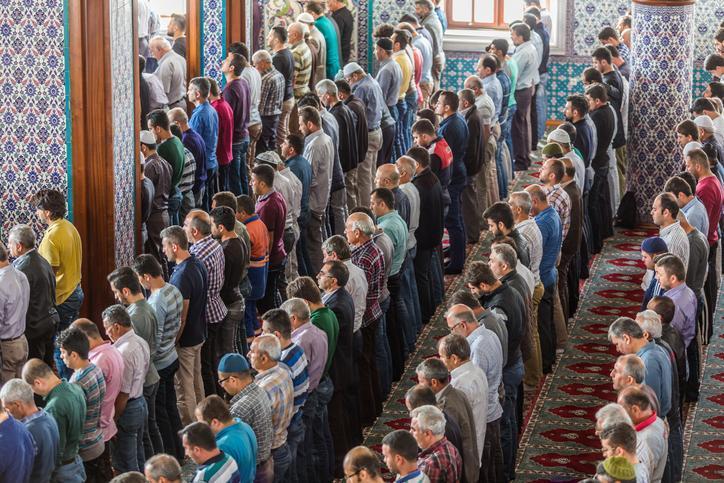 Hacet Namazı: Kılınışı, Duaları ve Önemi