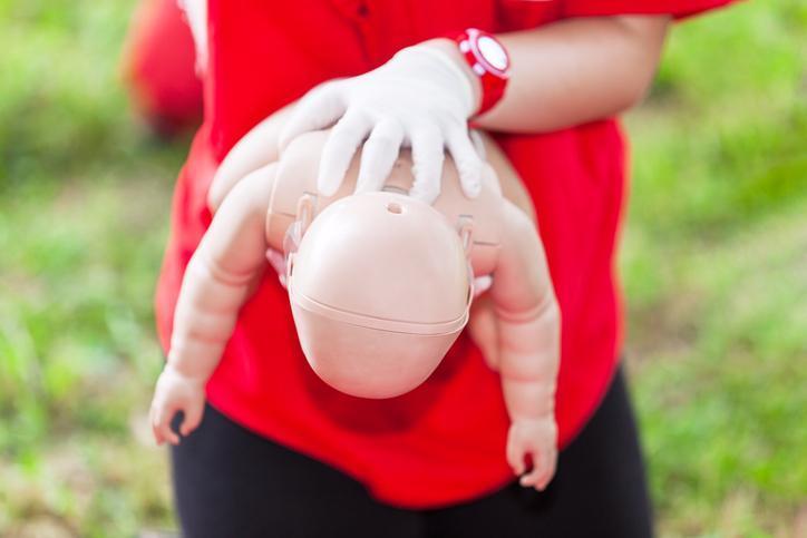 Heimlich Manevrası: Boğulmayı Önlemenin Hayati Yöntemi