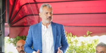 mehmet-onturk-kimdir-ak-parti-hatay-buyuksehir-belediye-baskan-adayi-mehmet-onturkun-biyografi-bilgileri-HT9Bv9jl.jpg