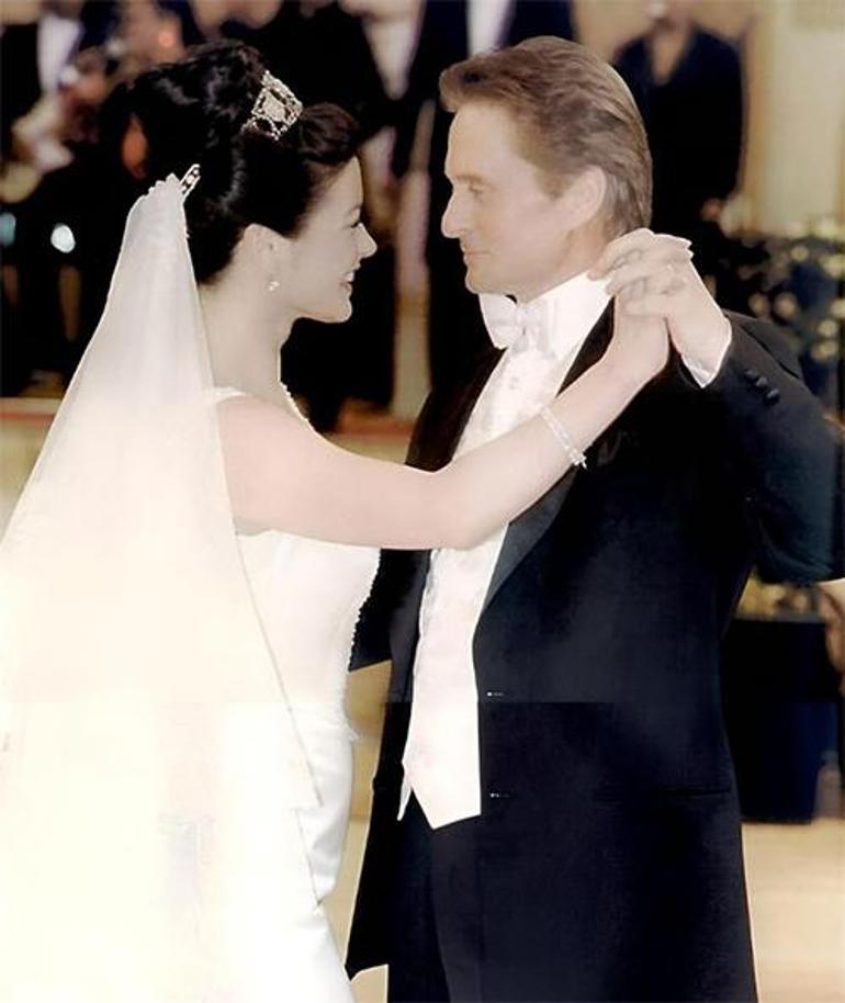 Michael Douglas ve Catherine Zeta-Jones'un Evlilik Hikayesi