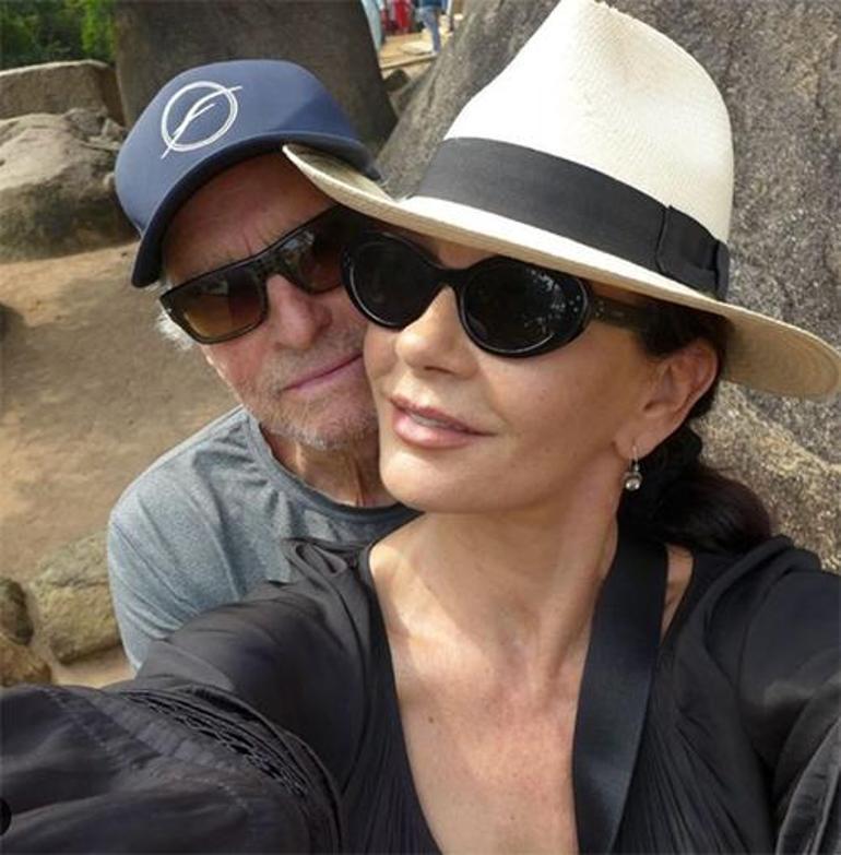 Michael Douglas ve Catherine Zeta-Jones'un Evlilik Hikayesi