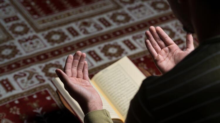 Şaban Ayı ve İbadetleri: Oruç, Kandil ve Tesbihler