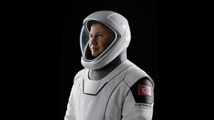 Türkiye’nin İlk Astronotu Alper Gezeravcı’nın Uzay Macerası