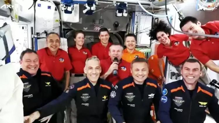 Türkiye’nin İlk Astronotu Alper Gezeravcı’nın Uzay Macerası